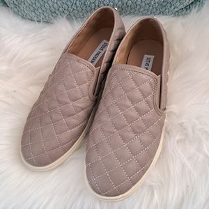 Steve Madden slip on sneakers